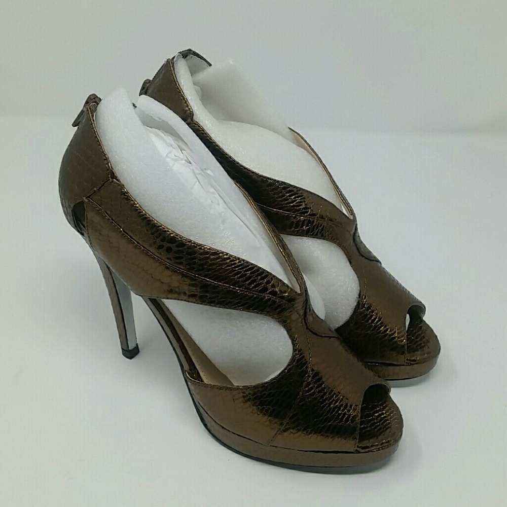 🍄E! Live from red carpet bronze novelty heels 7.5
